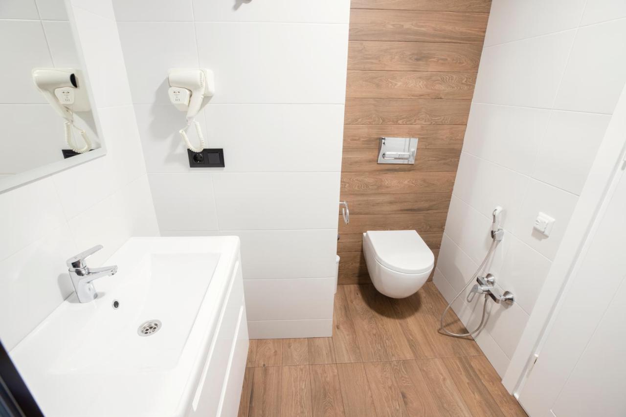 Gq Apartments On First Line Batumi Bagian luar foto