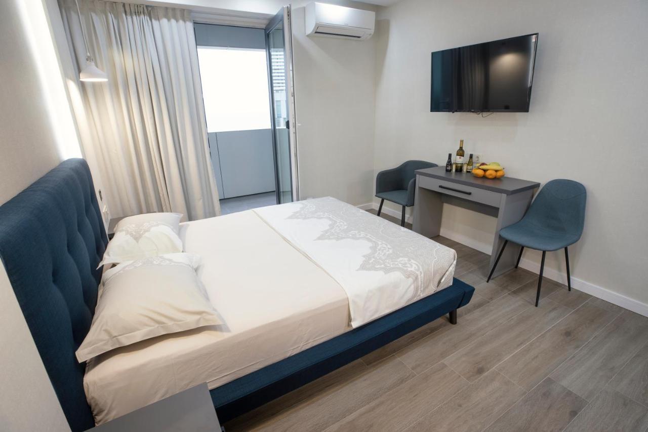 Gq Apartments On First Line Batumi Bagian luar foto