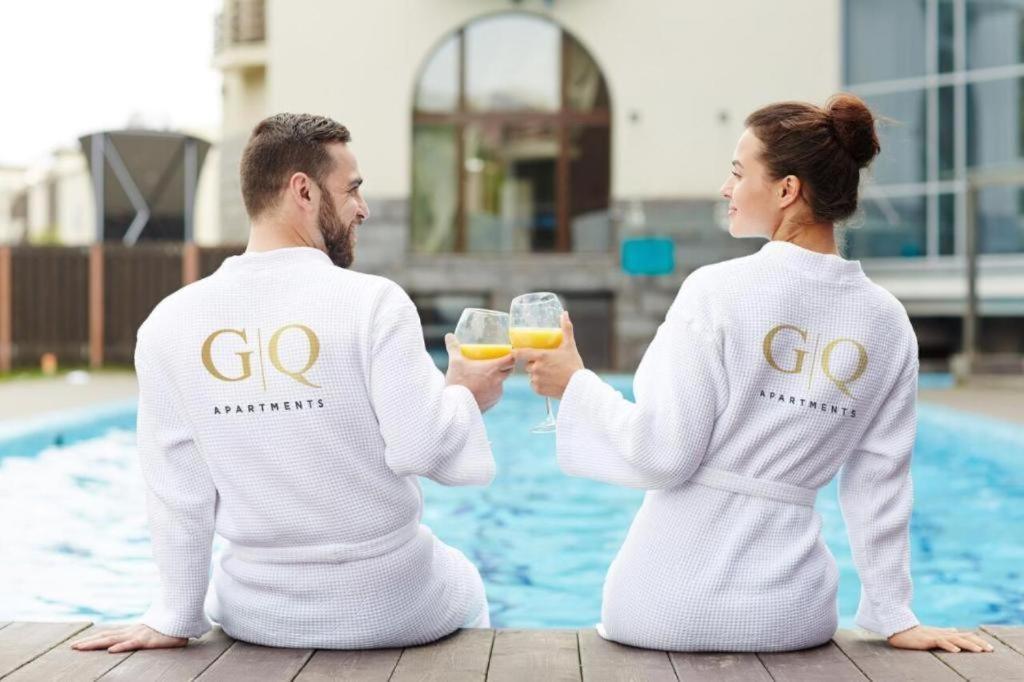 Gq Apartments On First Line Batumi Bagian luar foto