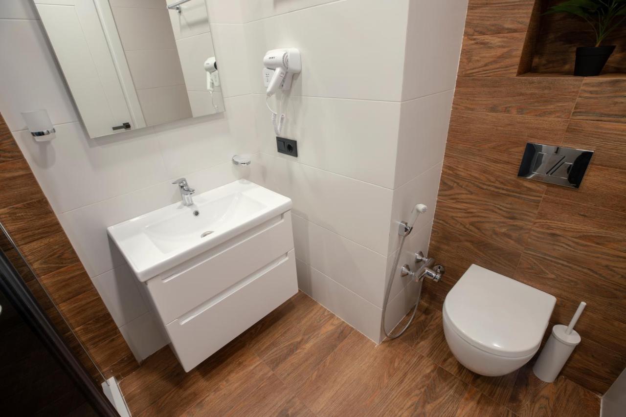 Gq Apartments On First Line Batumi Bagian luar foto